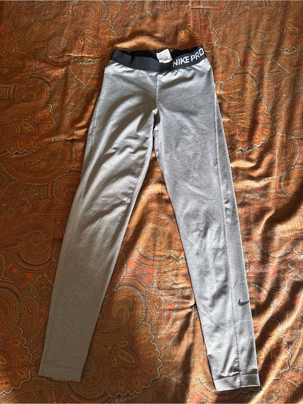 Nike Pro Silver Gray Leggings